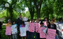 Trent Wotherspoon with students at the Shannen\'s Dream walk
